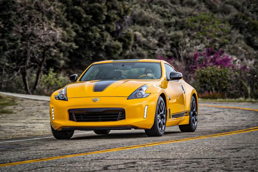  Nissan 370Z Heritage Edition (Z34) 2017 года  (фото 1 из 47)
